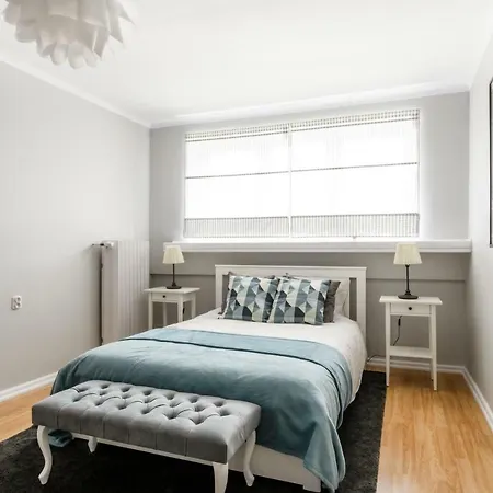 L4 Skyline Apartment *